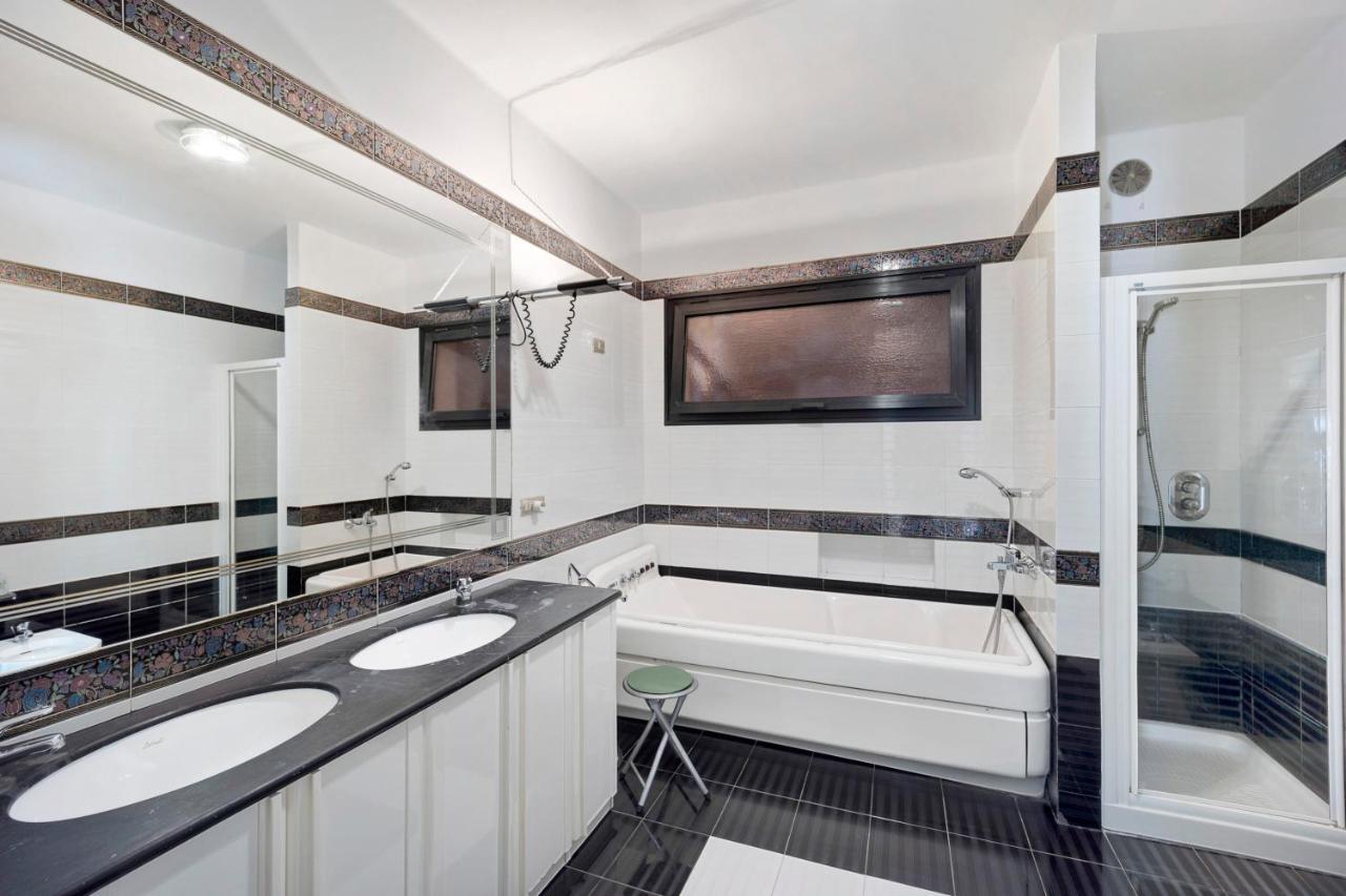 Evycasavacanze Sanremo Bagian luar foto